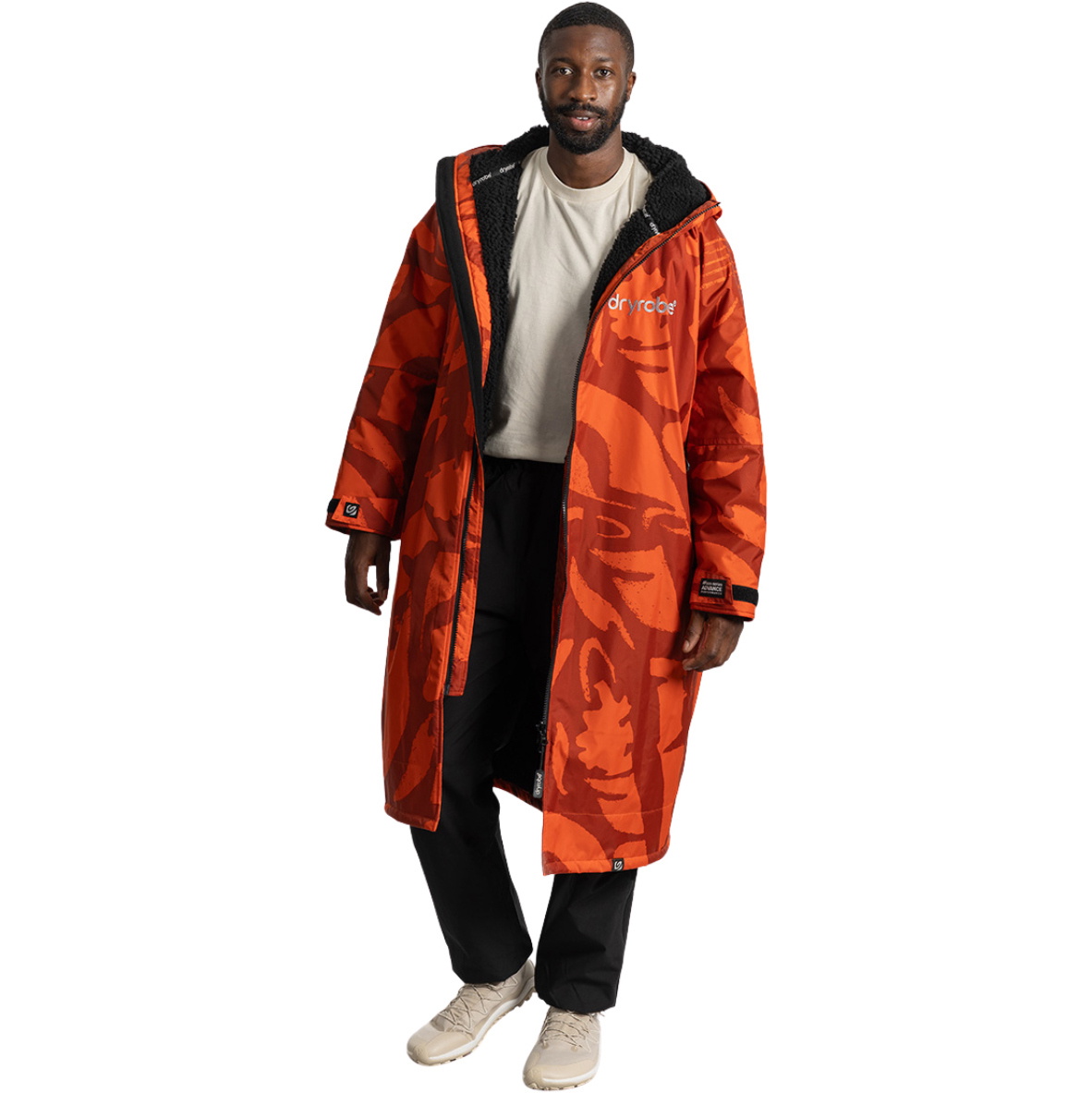 2026 Dryrobe Advance Long Sleeve Changing Robe DALSV3 - Mosaic Palm